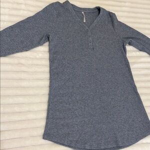 Soma Gray Textured Knit Top